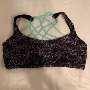 Lululemon Free to Be Wild bra